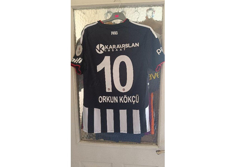 Beşiktaş Orkun Kökçü imzalı forma